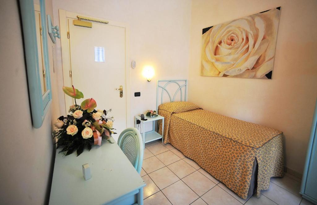 Hotel Riviera Blu ティレニア 部屋 写真